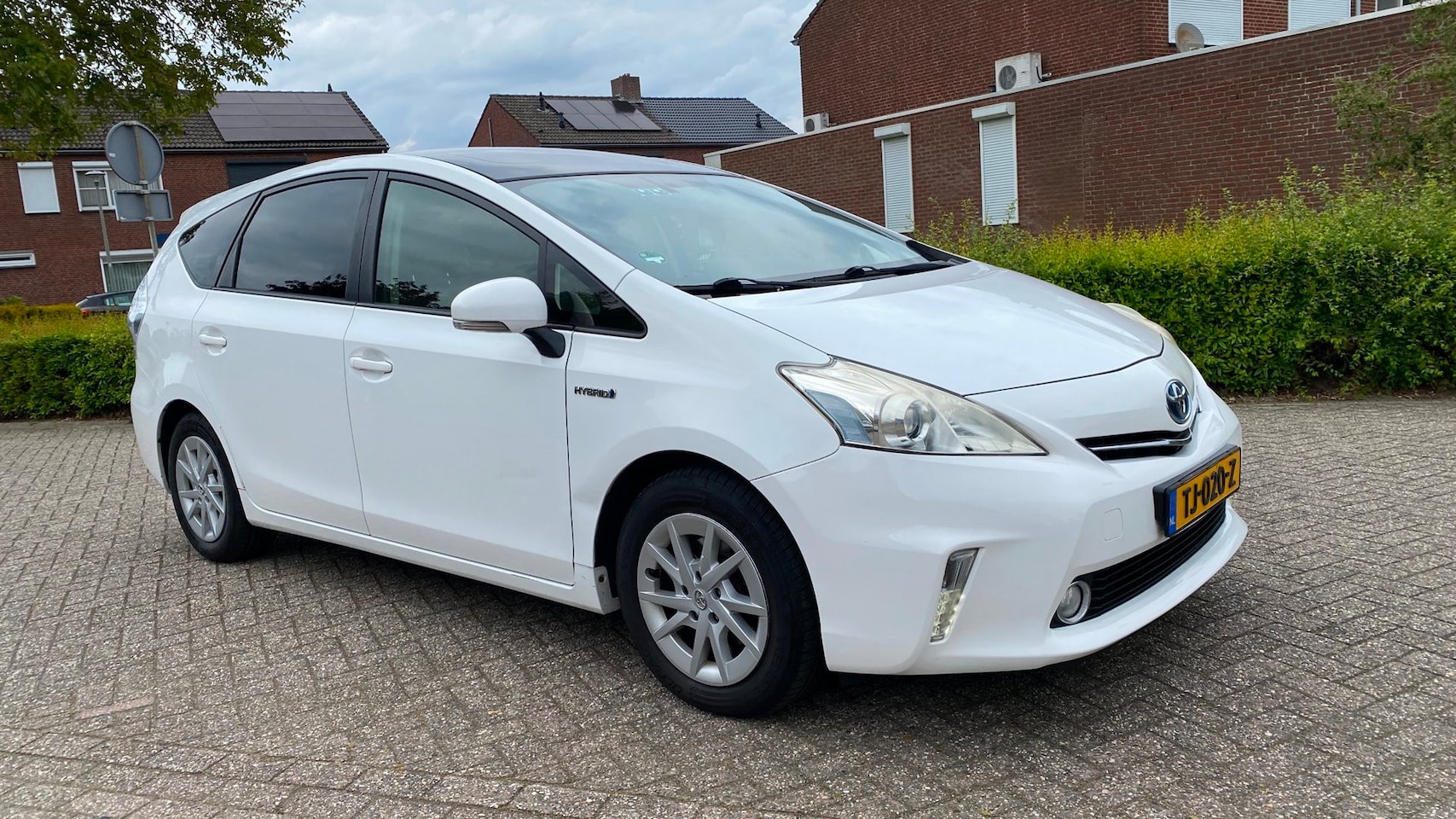 Toyota Prius Wagon - 1.8 Aspiration 96g 7X PERSOONS! - AutoWereld.nl