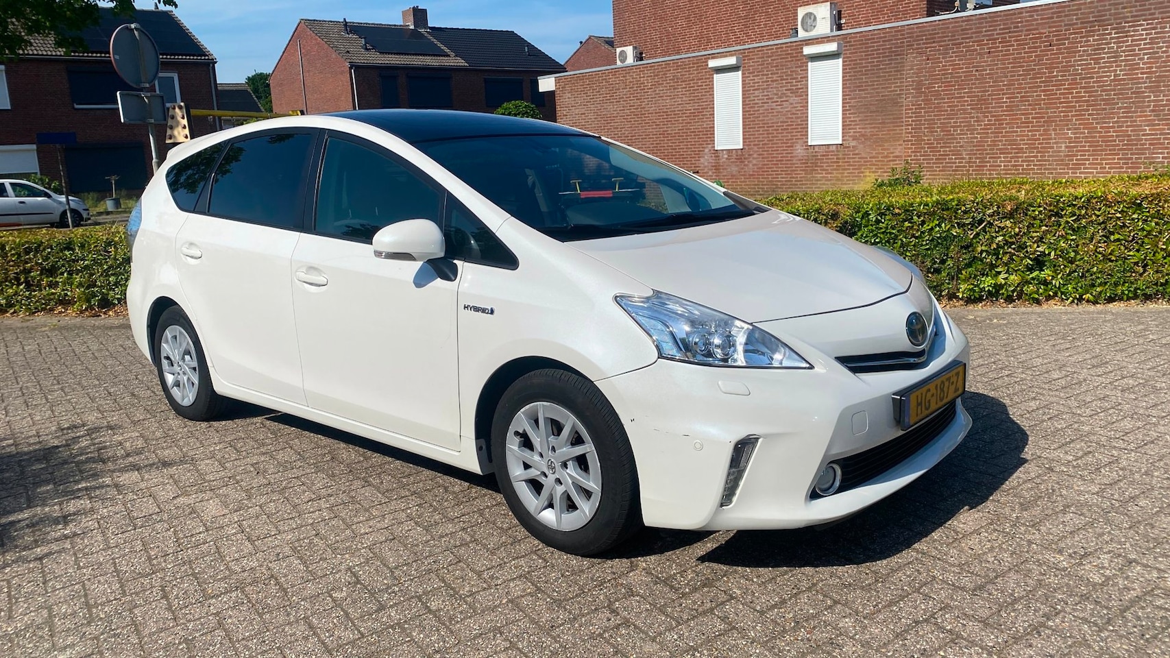 Toyota Prius Wagon - 1.8 Dynamic Business Limited 1.8 Dynamic Business Limited - AutoWereld.nl