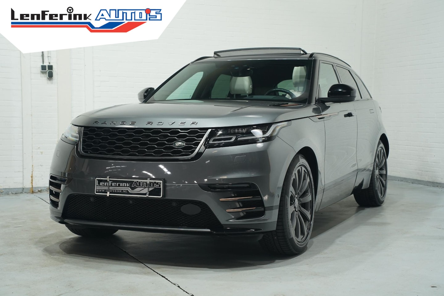 Land Rover Range Rover Velar - 300D 3.0 V6 D300 R-Dynamic R-Dynamic Luchtvering stoelen electrisch bedienbaar L-memory pr - AutoWereld.nl