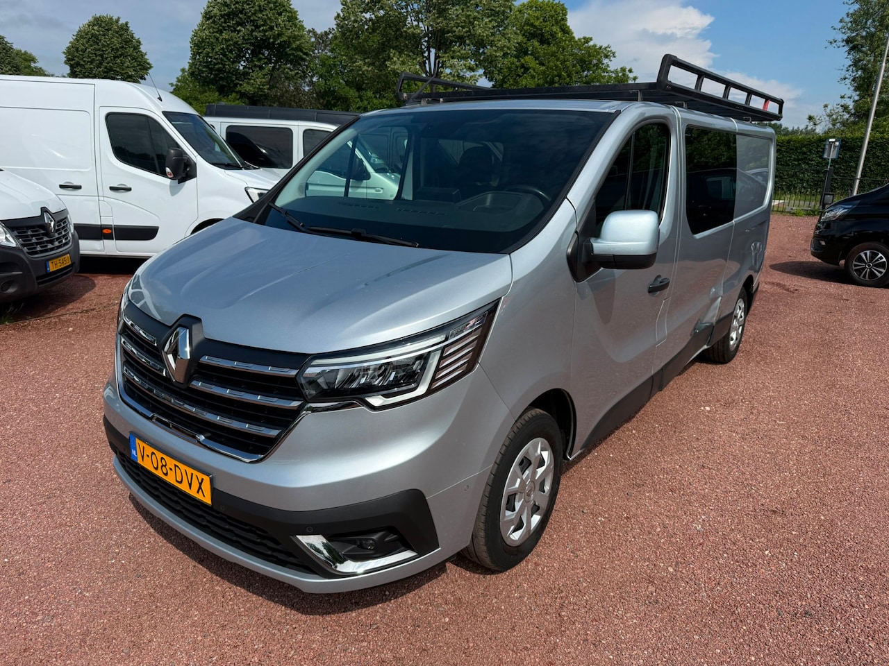 Renault Trafic - 2.0 dCi 130 T29 L2H1 DC Work Edition 2.0 dCi 130 T29 L2H1 DC Work Edition - AutoWereld.nl