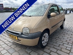 Renault Twingo - 1.2 Privilège stuurbekrachtiging airco apk