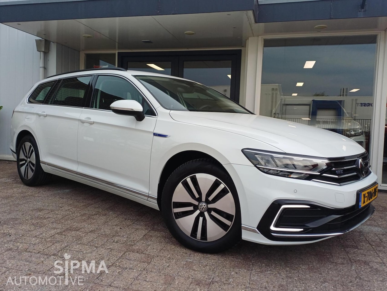 Volkswagen Passat Variant - 1.4 TSI PHEV GTE Business 1.4 TSI PHEV GTE Business - AutoWereld.nl