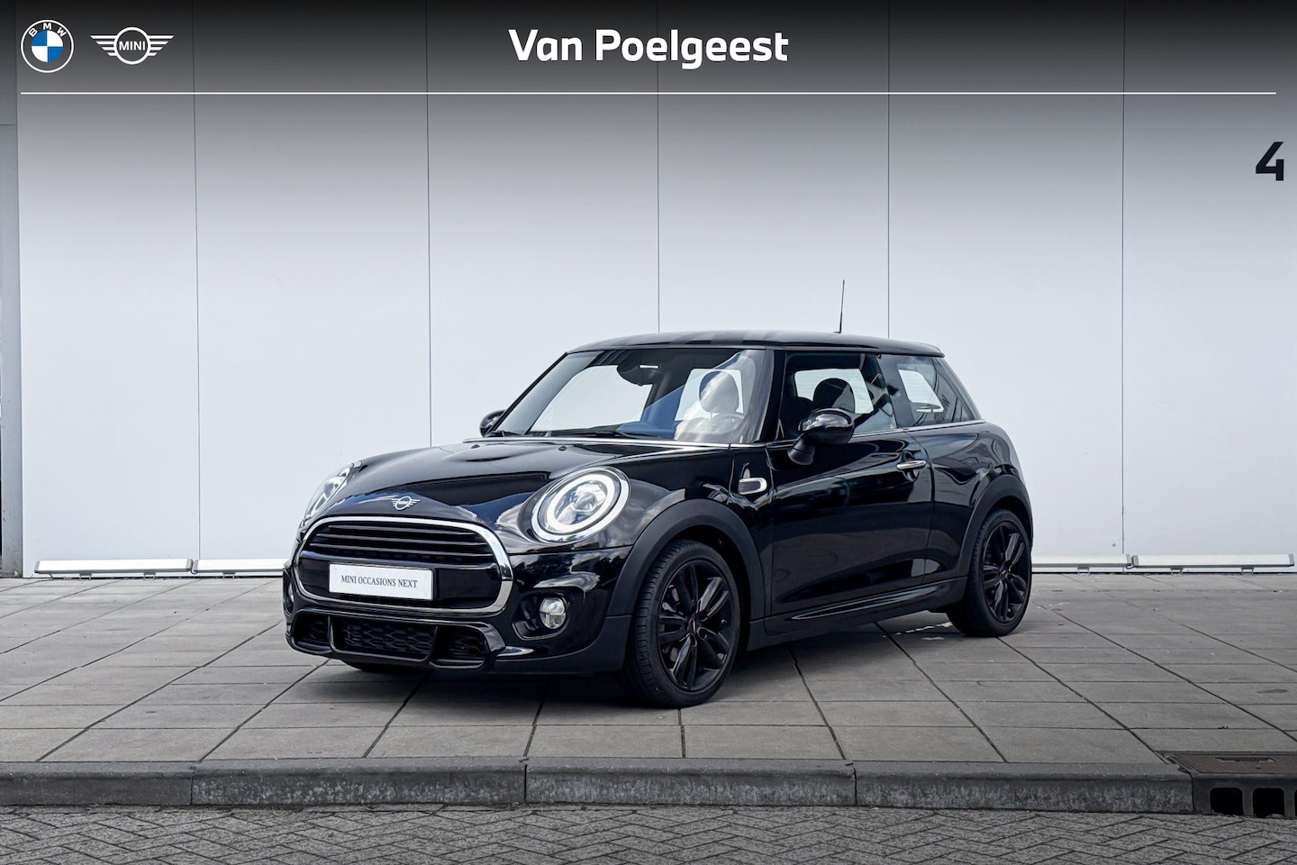 MINI 3-Deurs - Cooper 1.5 Cooper John Cooper Works Pakket / LED Koplampen / Comfort Entry / Adaptieve Cru - AutoWereld.nl