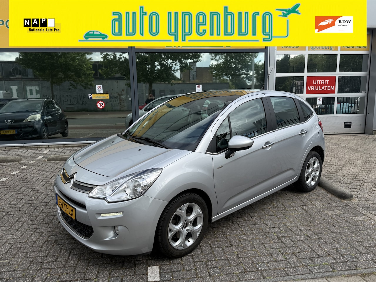 Citroën C3 - 1.6 VTi Exclusive Automaat * 5-Deurs * 69.841 Km * Navi * Airco * Panoramische Voorruit * - AutoWereld.nl