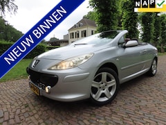 Peugeot 307 CC - 2.0-16V Leer Stoelverwarming Ecc Cruisecontrol Xenon Lm Velgen*Apk t/m 1-6-2027