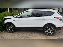 Ford Kuga - 1.5 EcoBoost Titanium