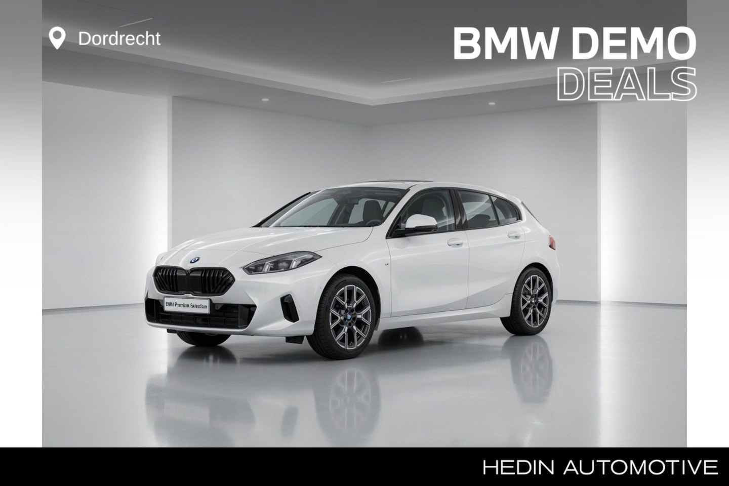 BMW 1-serie - 120 | Panorama | 18" | Innovation Pack | Sportstoelen | Harman Kardon | Nu 42.895,- - AutoWereld.nl