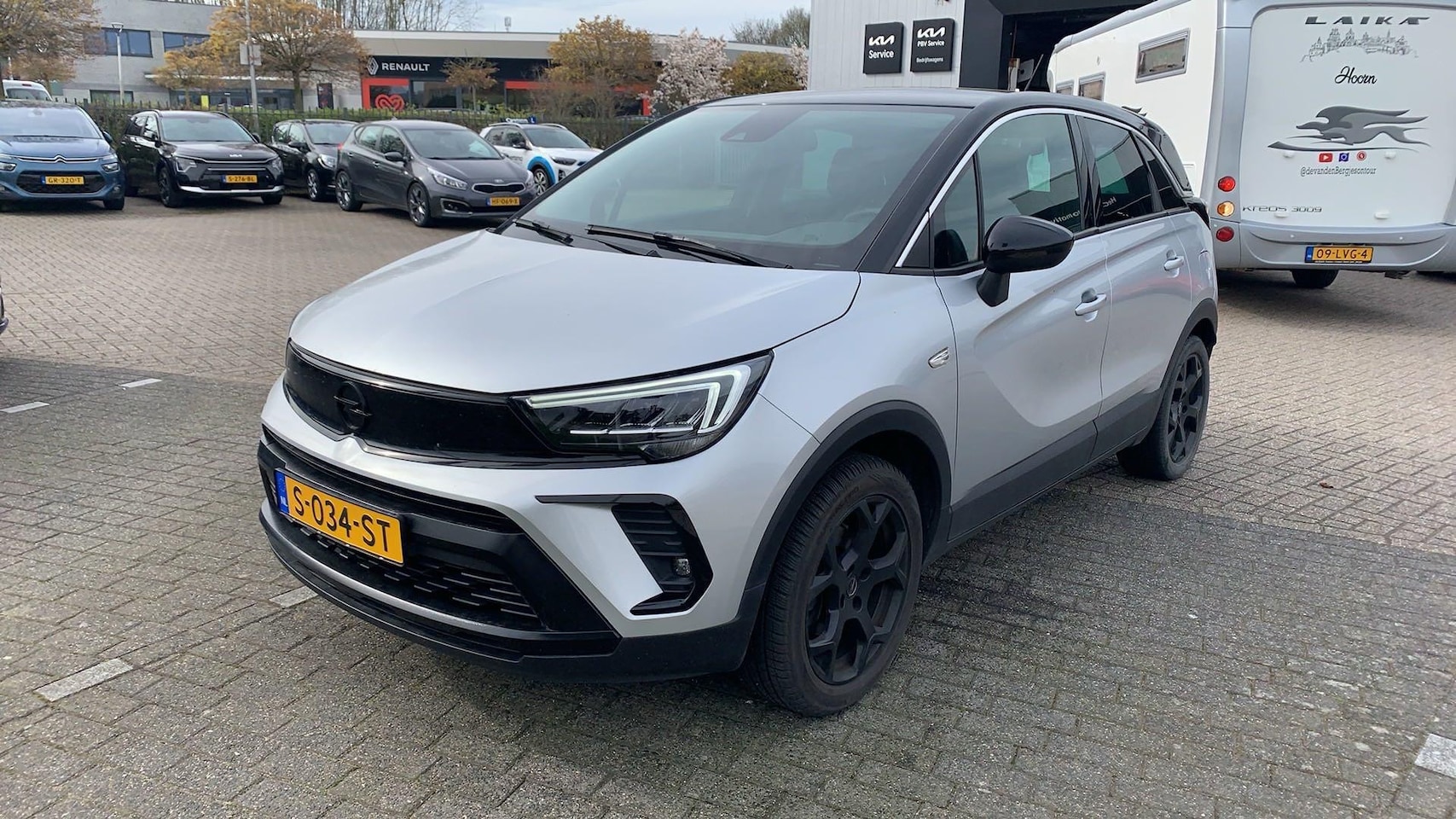Opel Crossland - 1.2 Turbo GS Line ECC | Parkpliot & Camera| Trekhaak | Winterpakket | - AutoWereld.nl