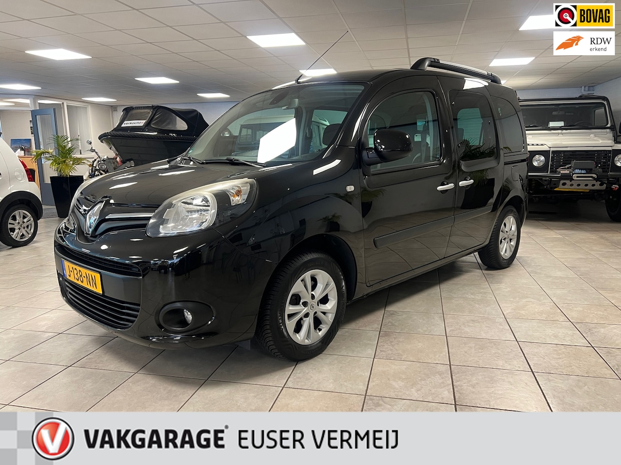Renault Kangoo Family - 1.2 TCe Limited Climate controle, Cruise controle, Navigatie, Trekhaak - AutoWereld.nl