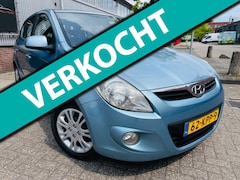 Hyundai i20 - 1.4i Dynamic Version 5 deurs Airco