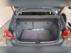 Volkswagen Polo - 1.0 MPI Comfortline