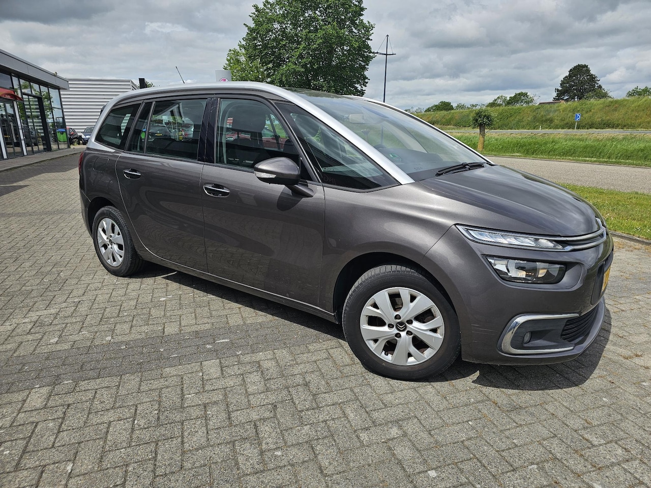 Citroën Grand C4 Picasso - 1.2 PureTech Business 1.2 PureTech Business - AutoWereld.nl