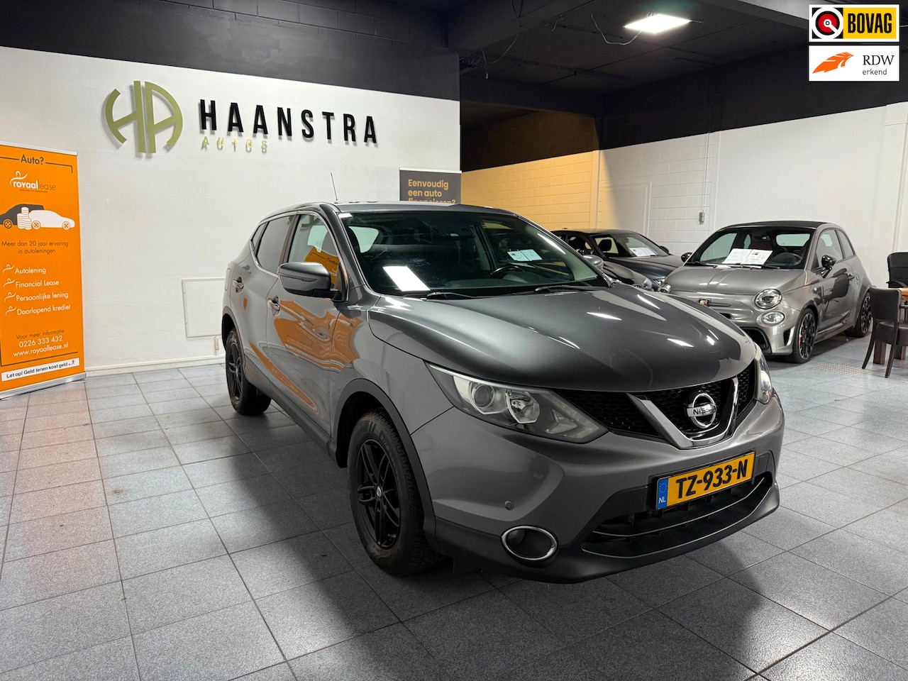 Nissan Qashqai - 1.2 Acenta Autom. Navigatie-Camera Veel Optie's! - AutoWereld.nl