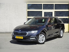 Skoda Octavia Combi - 1.0 TSI Business Edition BJ2021 Lmv 16" | Led V+A | Dynamische knipperlichten | Pdc | Elek