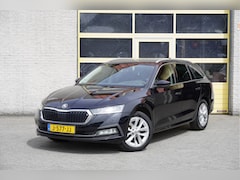 Skoda Octavia Combi - 1.5 TSI 150PK First Edition BJ2020 Lmv 17" | Led V+A | Pdc | Keyless entry | Elek. trekhaa