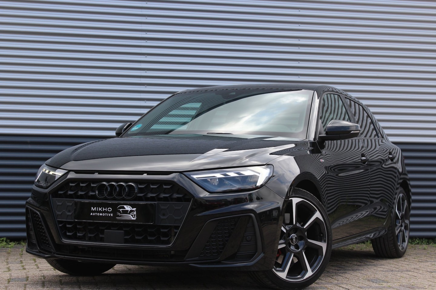 Audi A1 Sportback - 35 TFSI 3x S-Line | Edition one | Matrix | Camera | Keyless | Sfeerverlichting | Draadloos - AutoWereld.nl