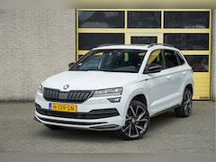 Skoda Karoq - 1.5 TSI ACT 150PK Automaat Sportline Business BJ2020 Lmv 19" | Led V+A | Pdc | Keyless | P