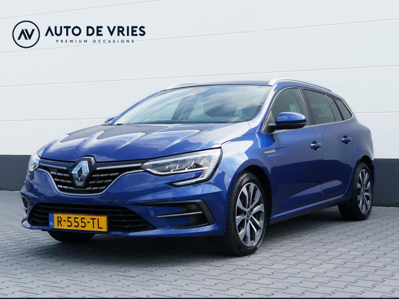 Renault Mégane Estate - 1.3 TCe 140pk Techno | Half leder | Groot scherm | Carplay | Trekhaak - AutoWereld.nl