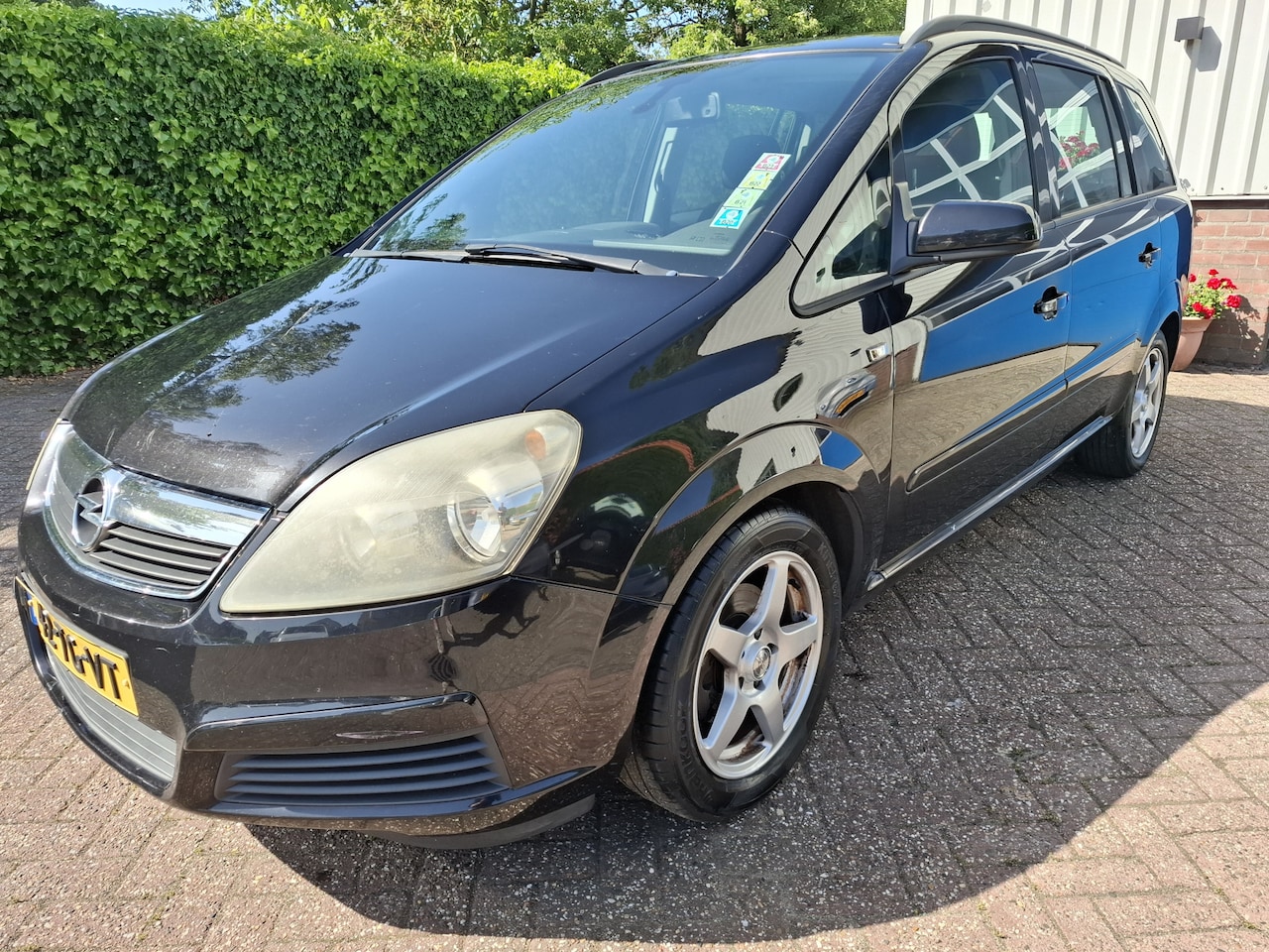Opel Zafira - 1.8 Executive 7-PERSOONS 140PK - AutoWereld.nl