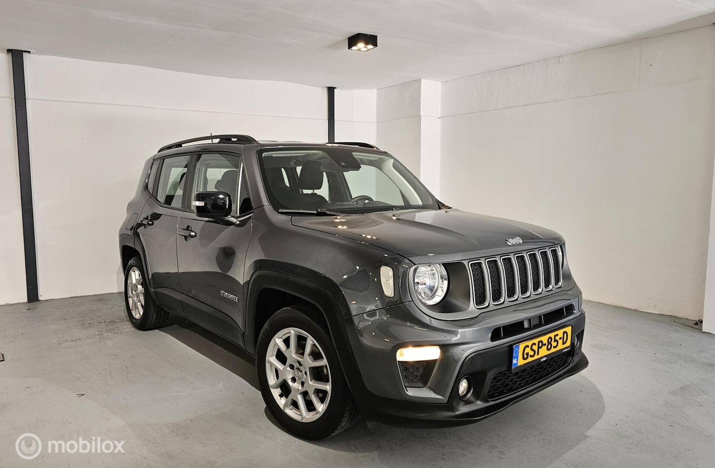 Jeep Renegade - 1.5T e-Hybrid Limited 1 jaar garantie - AutoWereld.nl