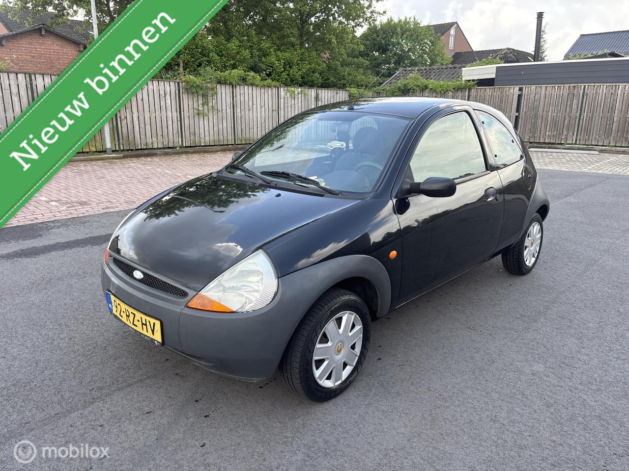Ford Ka - 1.3 Futura Weinig Km Nieuwe Apk - AutoWereld.nl