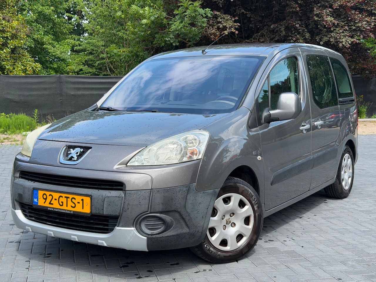 Peugeot Partner Tepee - 1.6 XT/Airco/Cruise/Navi/2x schuifdeur - AutoWereld.nl