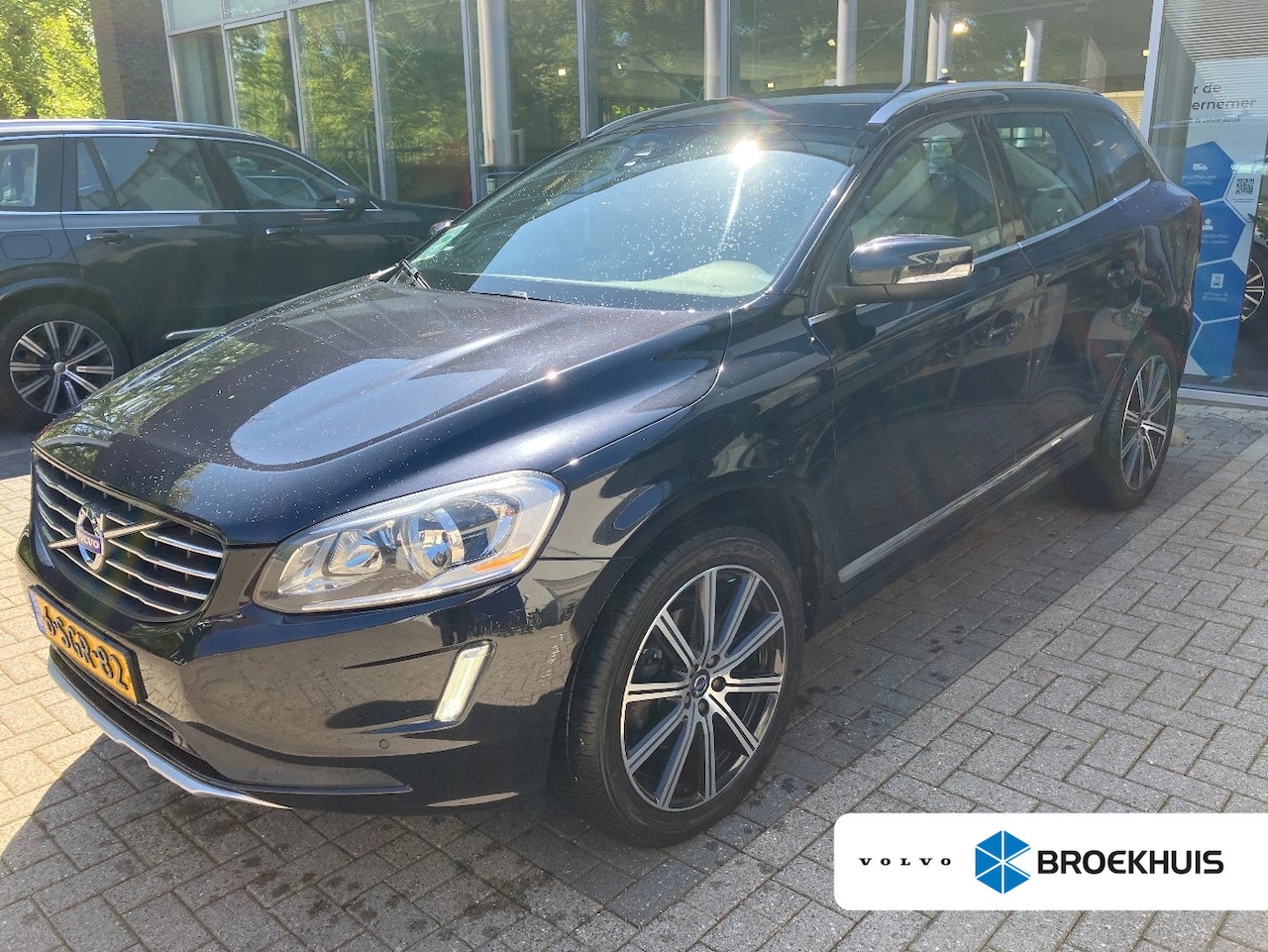 Volvo XC60 - 2.0 T5 FWD Summum 2.0 T5 FWD Summum - AutoWereld.nl