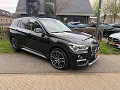 BMW X1 - 1.8 High Line , X Line , Panoramadak, Afn.Trekhaak, Leder, Led koplampen
