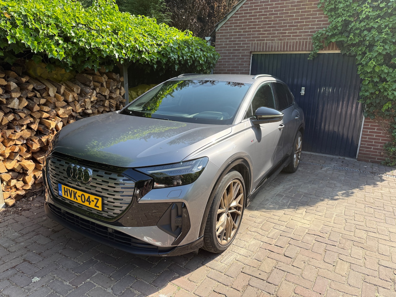 Audi Q4 e-tron - Edition One S-line 300pk 82 kWh - AutoWereld.nl