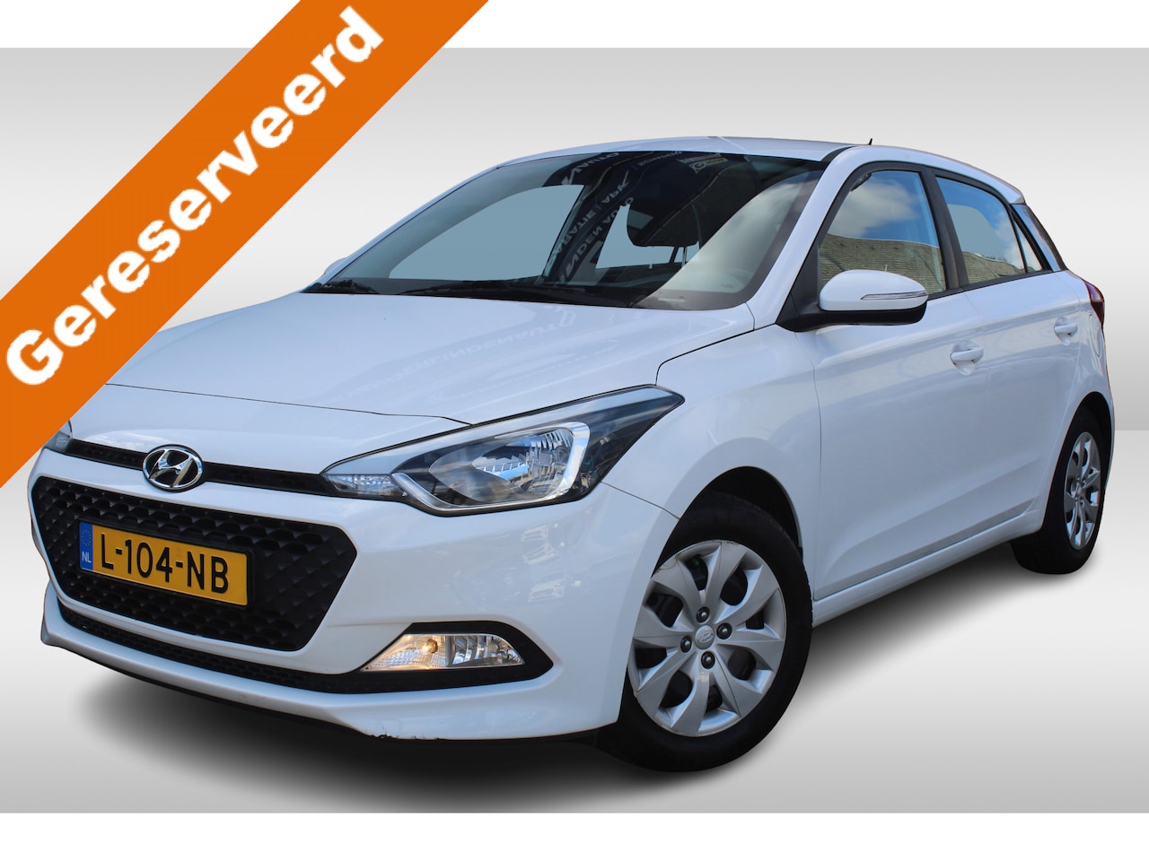Hyundai i20 - 1.2 HP i-Motion Comfort Navi l Camera l Airco l Cruise control l Bluetooth - AutoWereld.nl