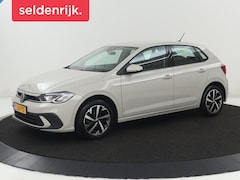 Volkswagen Polo - 1.0 TSI Life Business | Stoelverwarming | Adaptive cruise | Carplay | Trekhaak | Navigatie