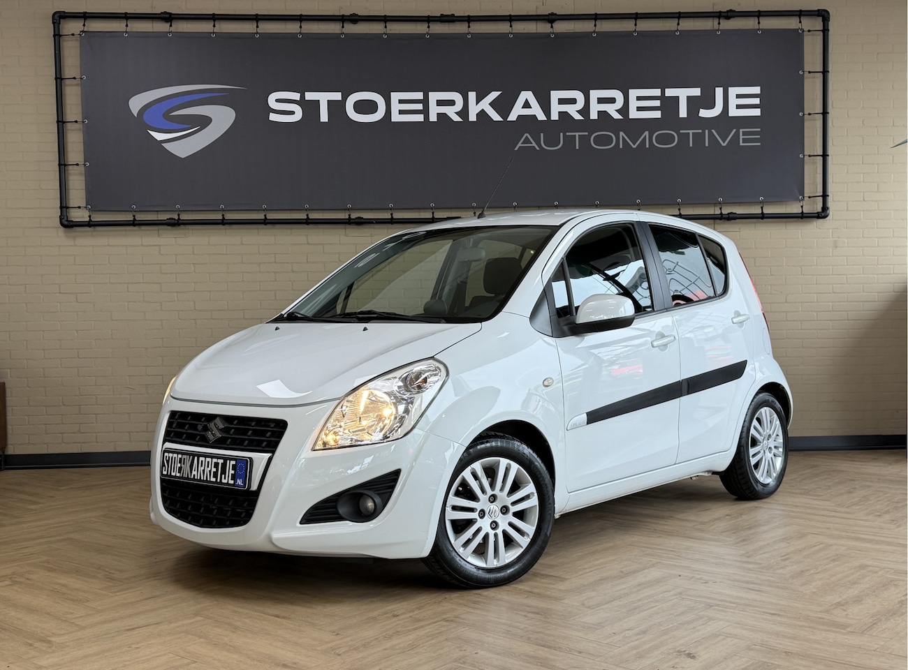 Suzuki Splash - 1.2 Exclusive Airco | 15" | Elektrische ramen | Trekhaak | Origineel Nederlands geleverd | - AutoWereld.nl