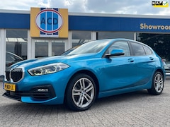 BMW 1-serie - 116i Business Edition | Orig. NL | PanoramaDak | Trekhaak afn. | 17inch Lmv M-sport |