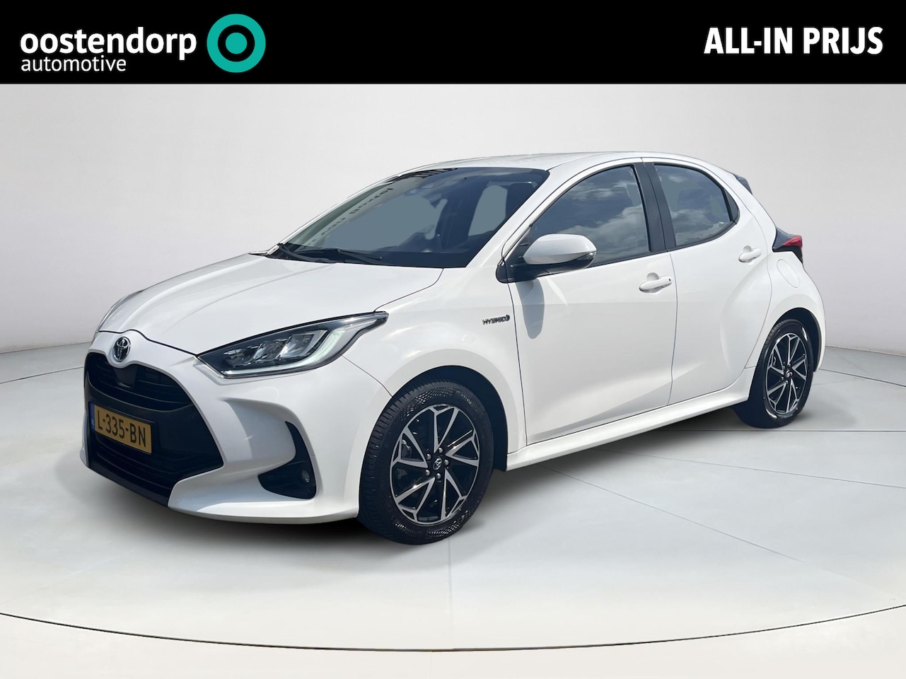 Toyota Yaris - 1.5 Hybrid Dynamic | Parkeersensoren achter | Carplay | Licht metalen velgen | LED koplam - AutoWereld.nl