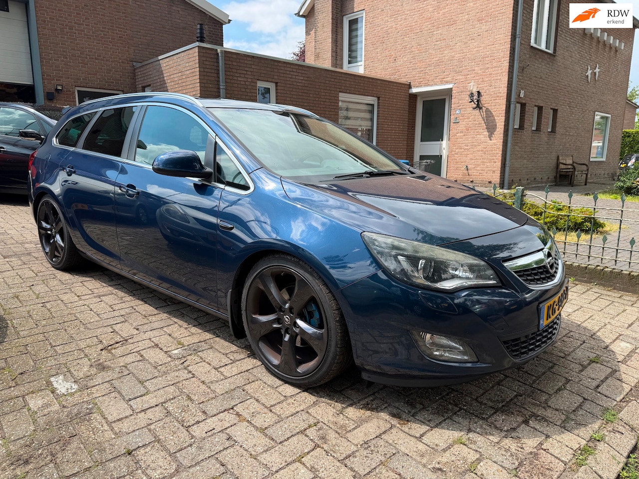 Opel Astra Sports Tourer - 2.0 CDTi Cosmo 2.0 CDTi Cosmo - AutoWereld.nl