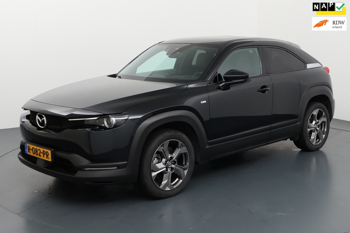 Mazda MX-30 - E-SkyActiv EV 145| Makoto Premium Pack| LUXE|PANO| - AutoWereld.nl