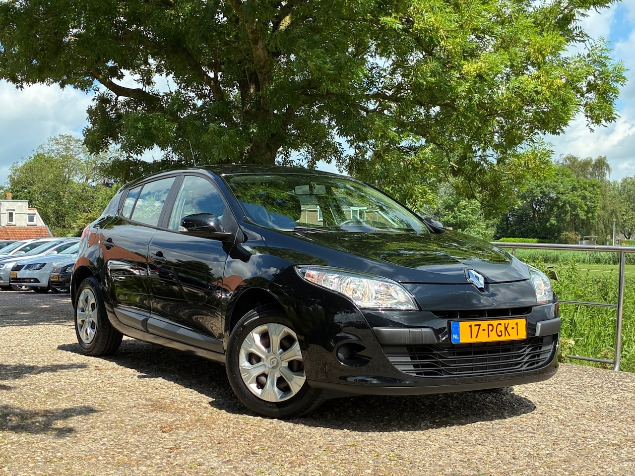 Renault Mégane - 1.6 Authentique | 66.000 NAP + Airco + Cruise nu € 6.975,-!!! - AutoWereld.nl