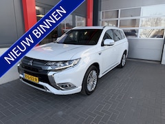 Mitsubishi Outlander - 2.4 PHEV Instyle Diamand Edition/ Dealer onderh. /360º CAMERA/LEDER VOL/DODE HOEK DET./TRE