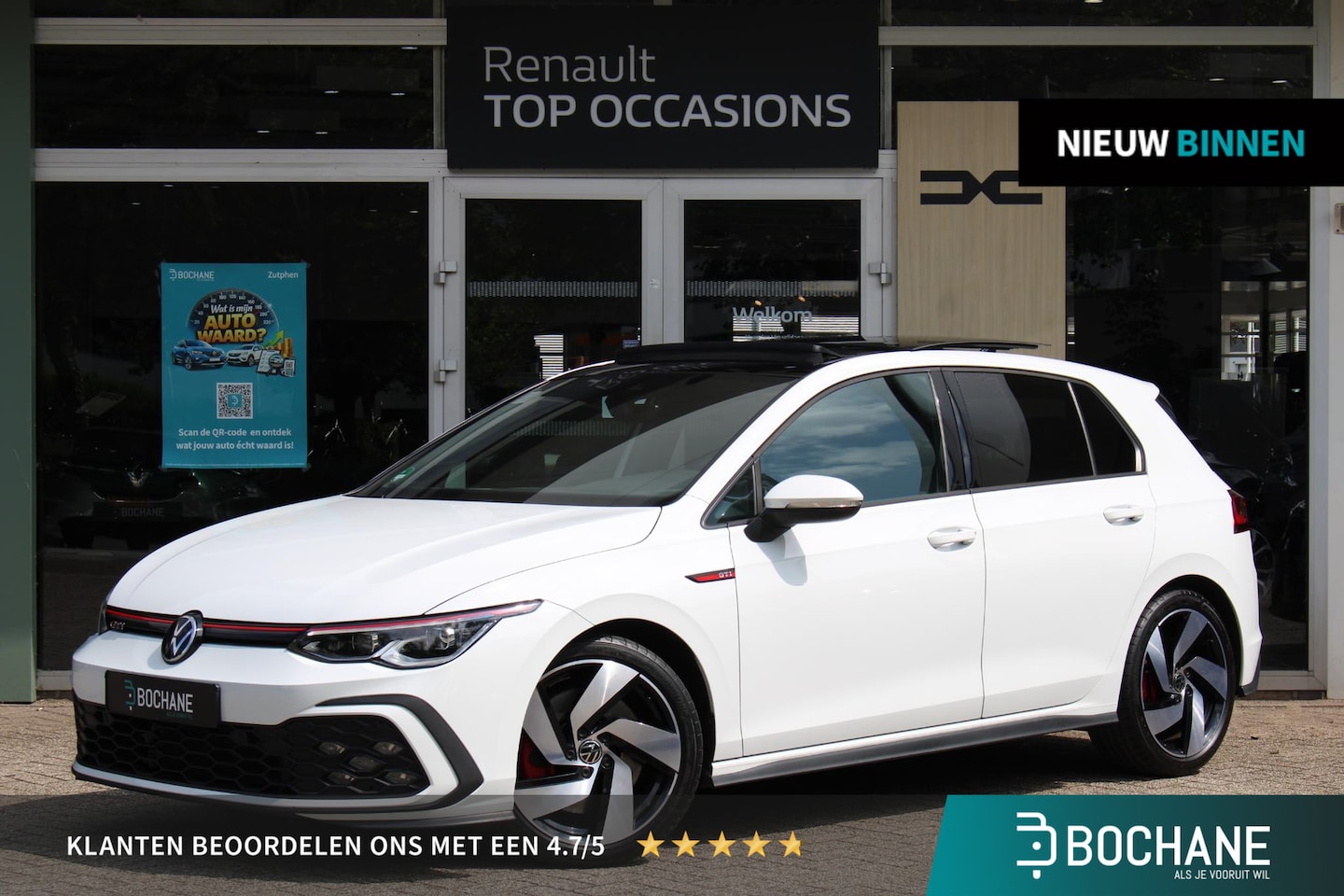 Volkswagen Golf - 2.0 TSI GTI Automaat | Navigatiesysteem | Panoramadak | Stoel en Stuurwielvewaring - AutoWereld.nl