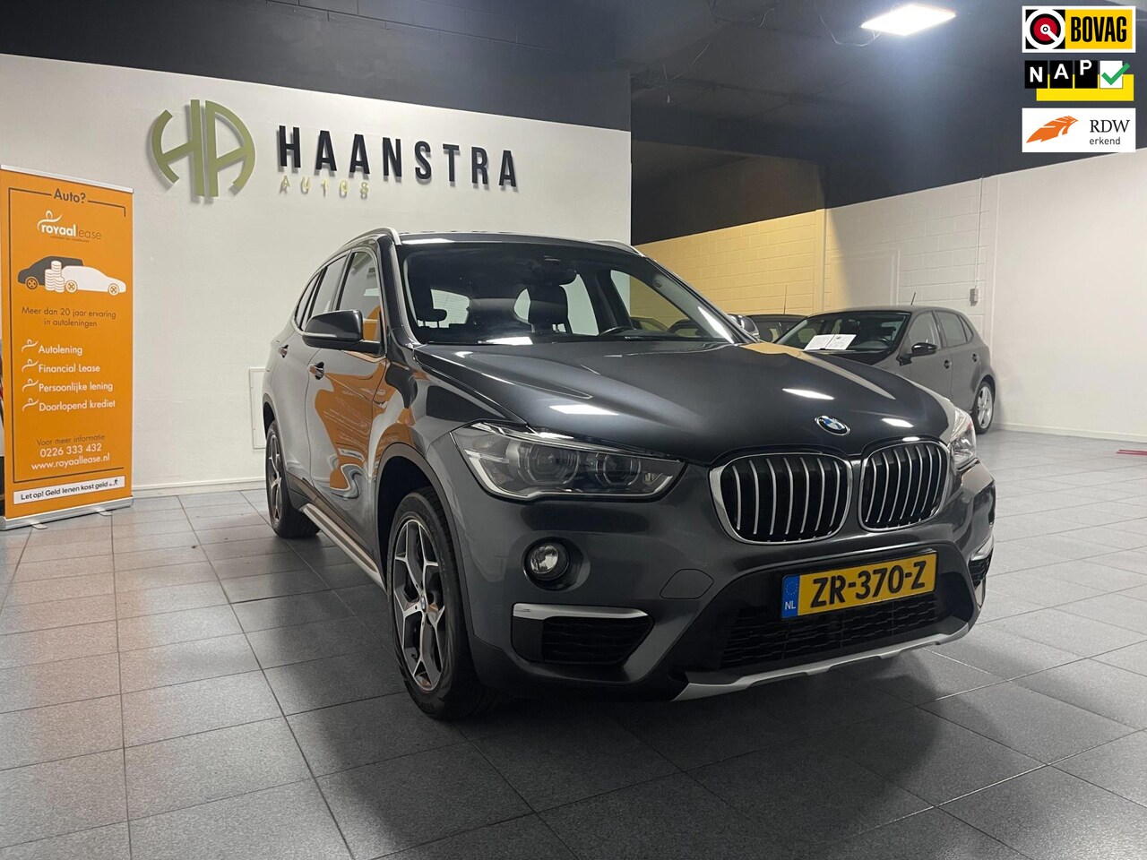 BMW X1 - SDrive20i High Executive Autom, Navigatie NL Auto! NAP - AutoWereld.nl