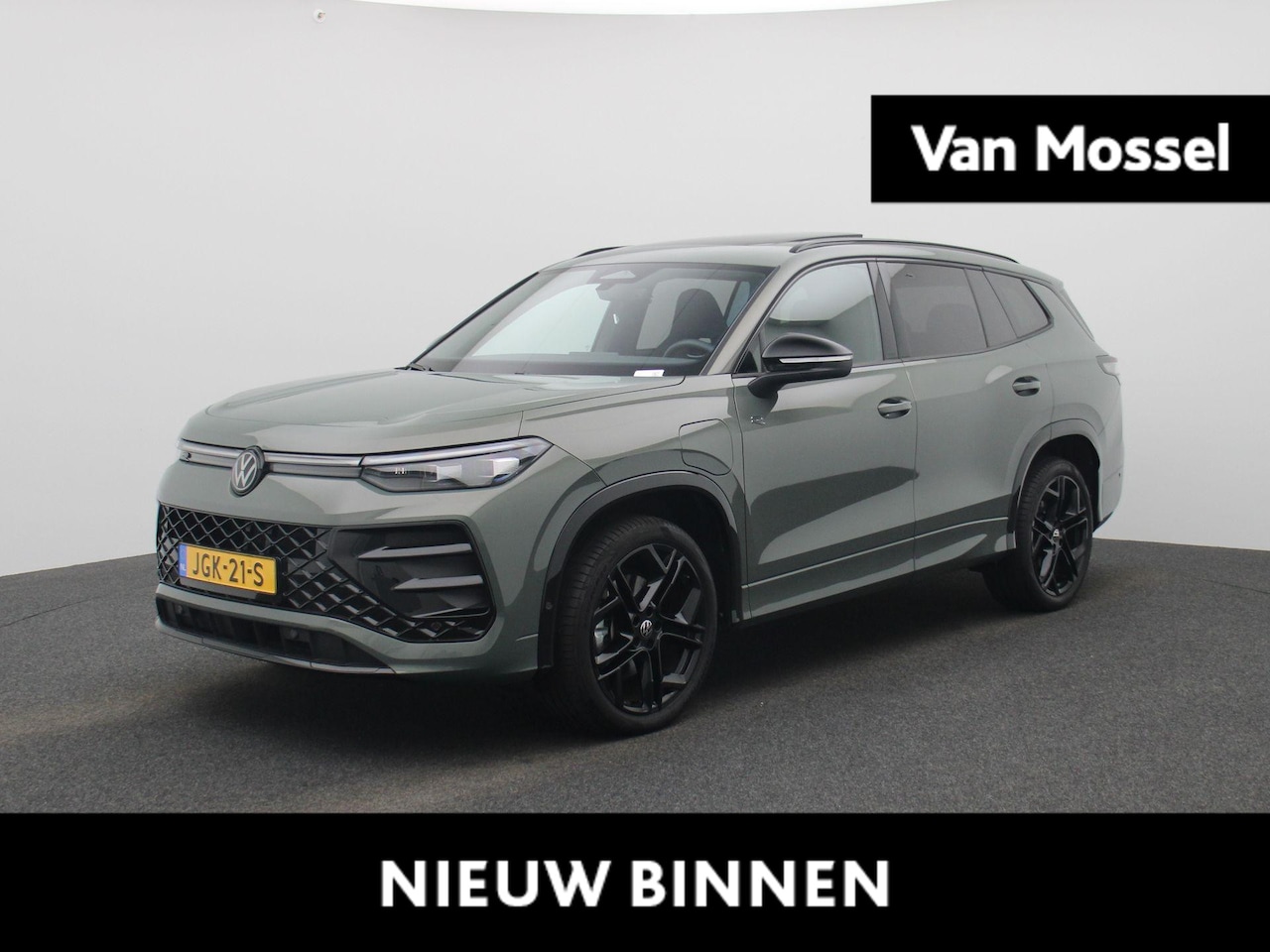 Volkswagen Tayron - 1.5 eHybrid R-Line Edition 204 PK| Origineel Nederlands | 1e Eigenaar | Panoramadak | Navi - AutoWereld.nl