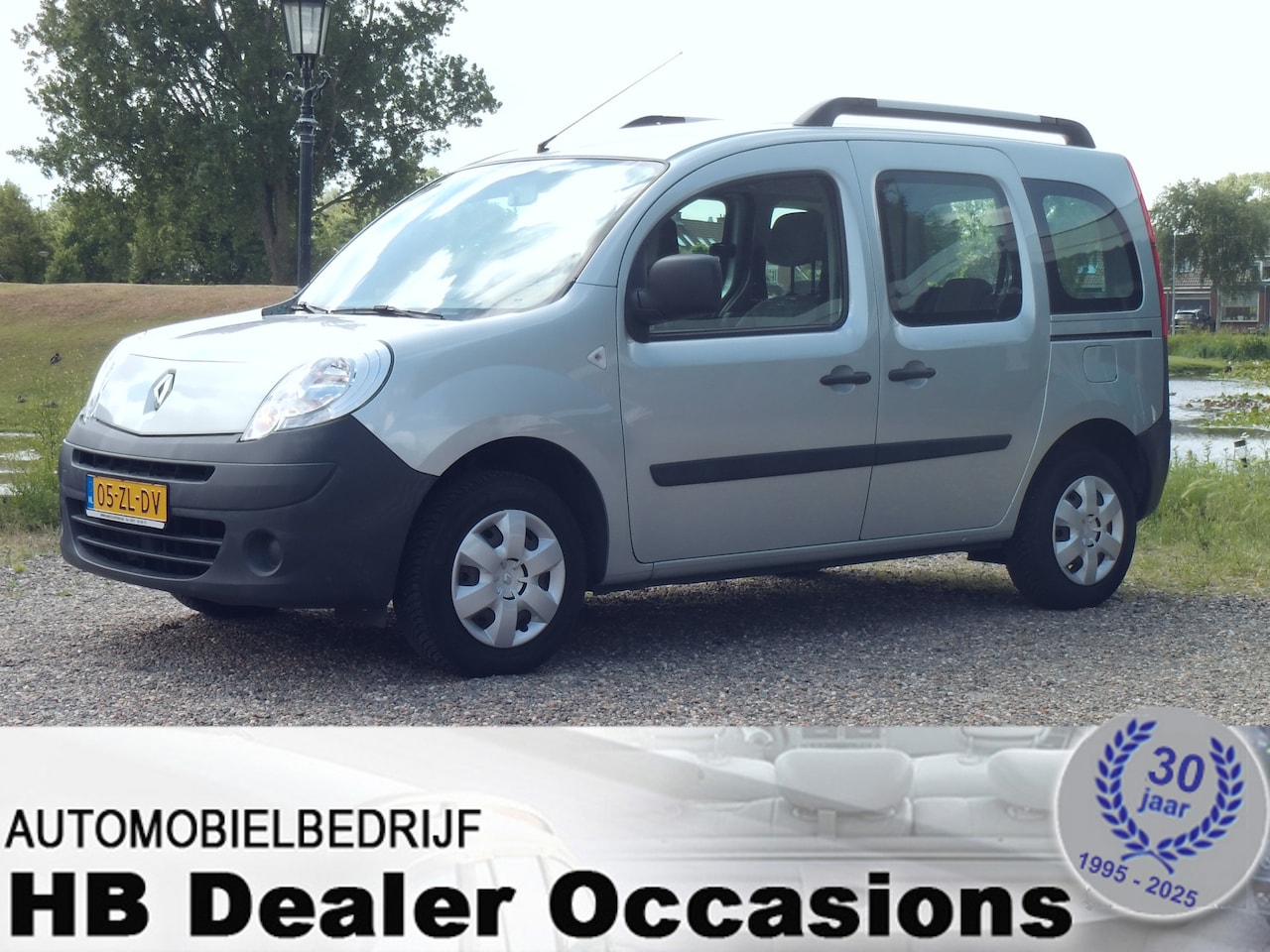 Renault Kangoo Family - 1.6-16V Expression 1.6-16V Expression - AutoWereld.nl