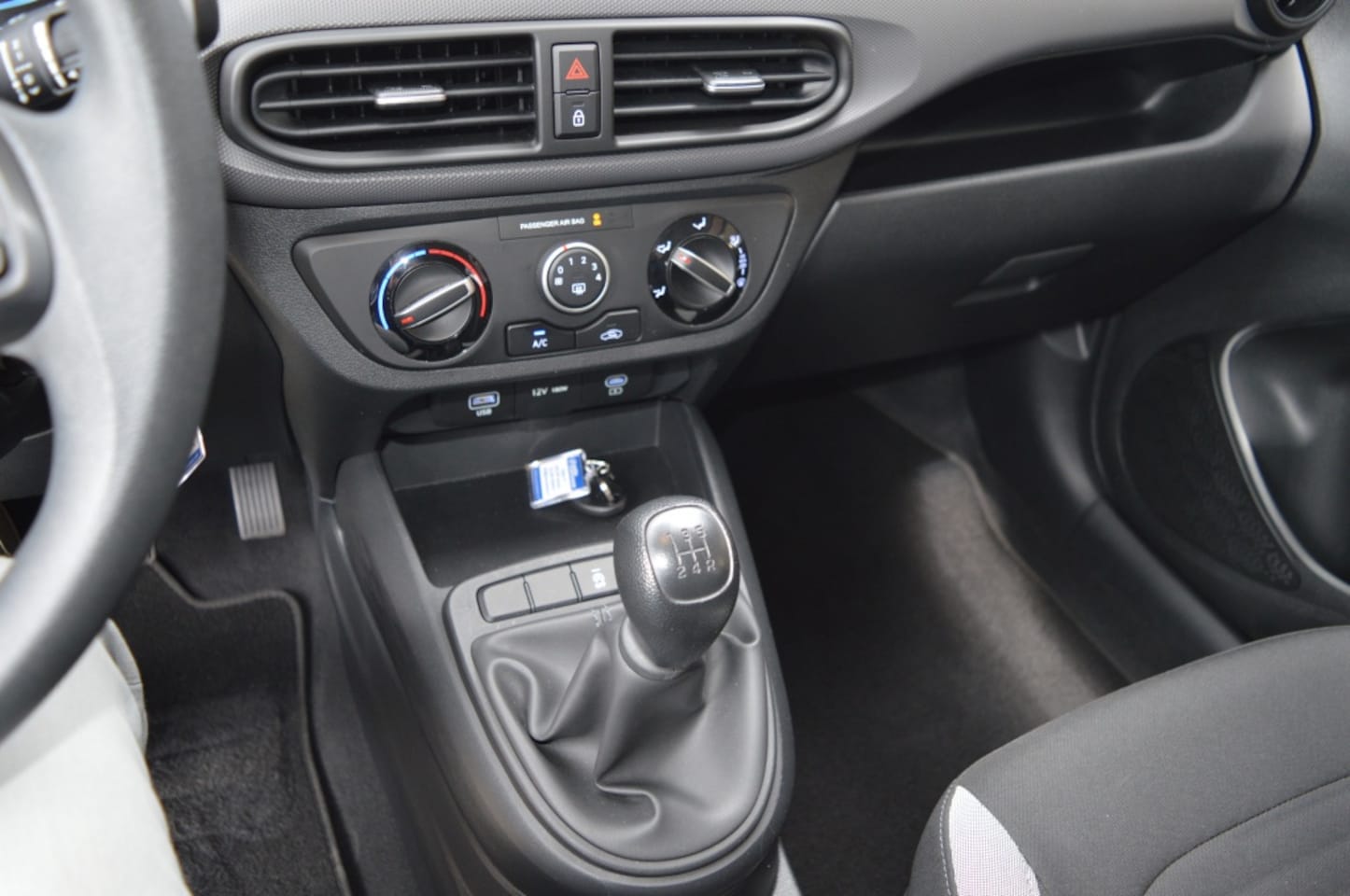 Hyundai i10 - 1.0 Comfort Navi PDC Camera Cruise NL-auto