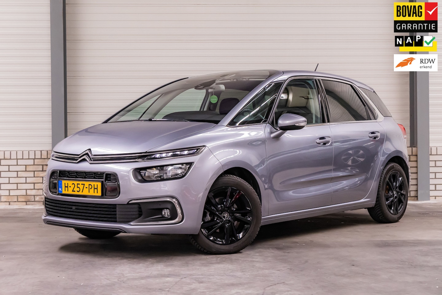 Citroën C4 SpaceTourer - 1.2 PureTech Feel 1.2 PureTech Feel - AutoWereld.nl
