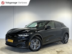 Ford Mustang Mach-E - RWD 75 kWh | Navigatie/Android/Apple Carplay | LM Velgen 18" | Voorstoelen/Stuur/Voorruit