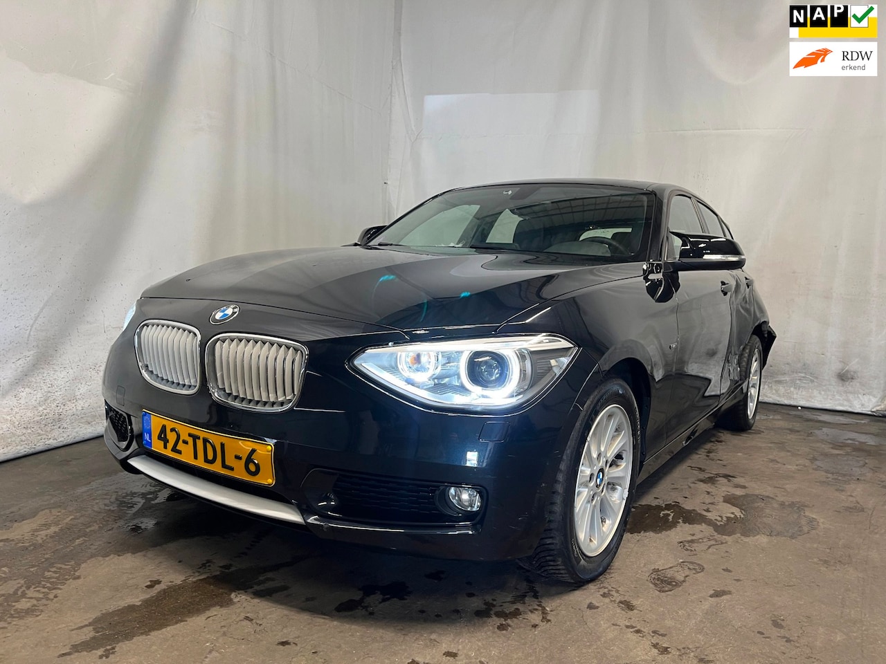 BMW 1-serie - 116i Business+ SCHADEAUTO! - AutoWereld.nl