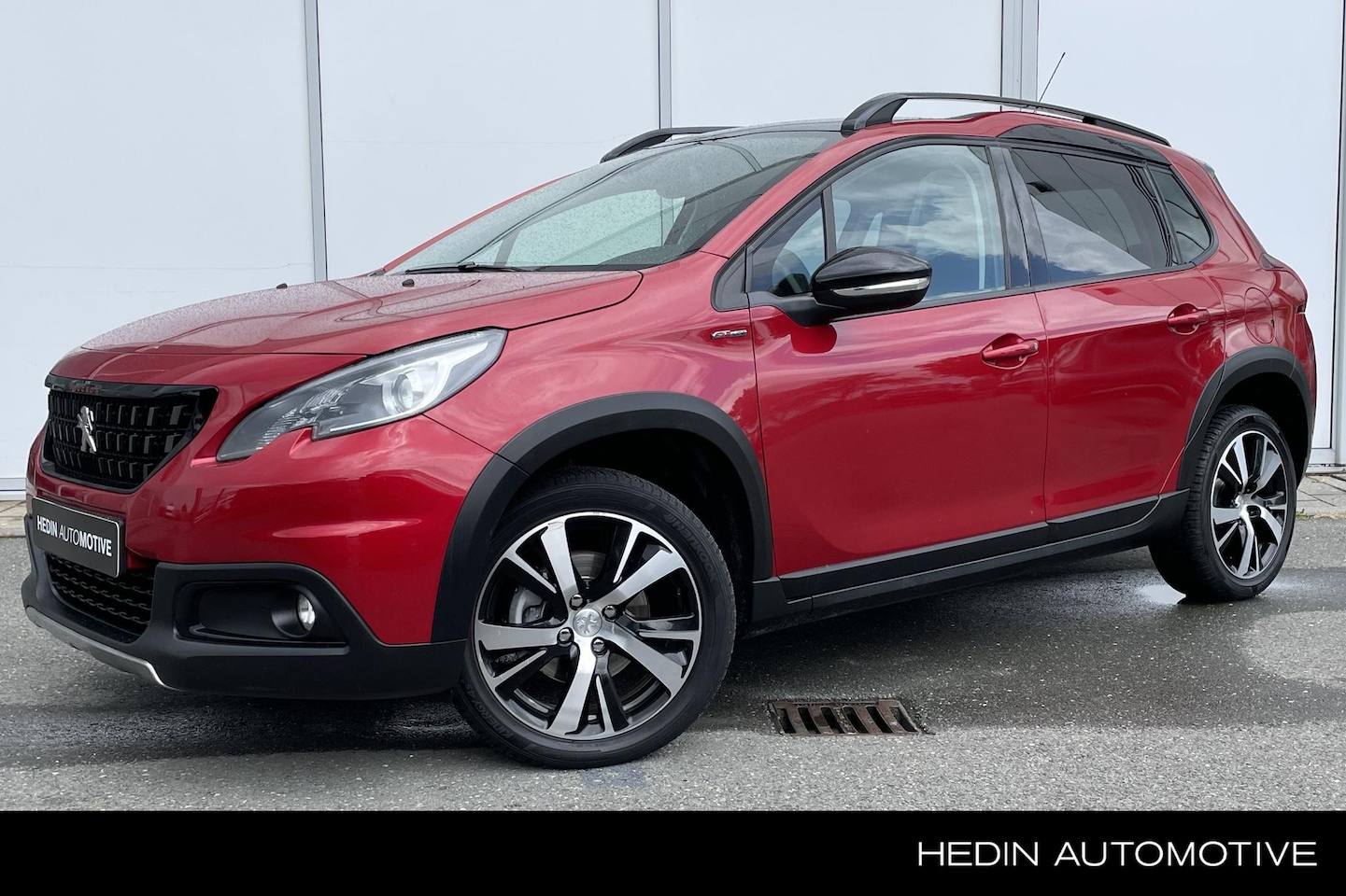 Peugeot 2008 - 1.2 110pk GT-line | Trekhaak | Navigatie | Camera | Panoramadak | Cruise control | Climate - AutoWereld.nl