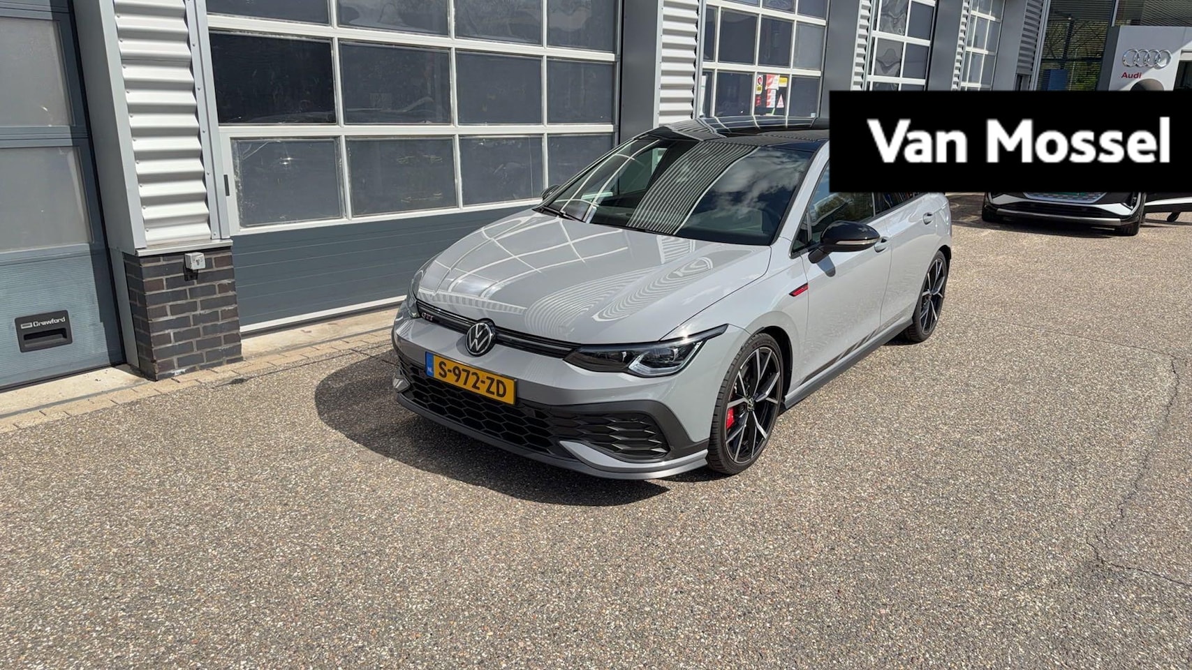 Volkswagen Golf - 2.0 TSI GTI Clubsport | 300 PK | Automaat | Stoel en Stuurverwarming | Panorama Schuif/Kan - AutoWereld.nl