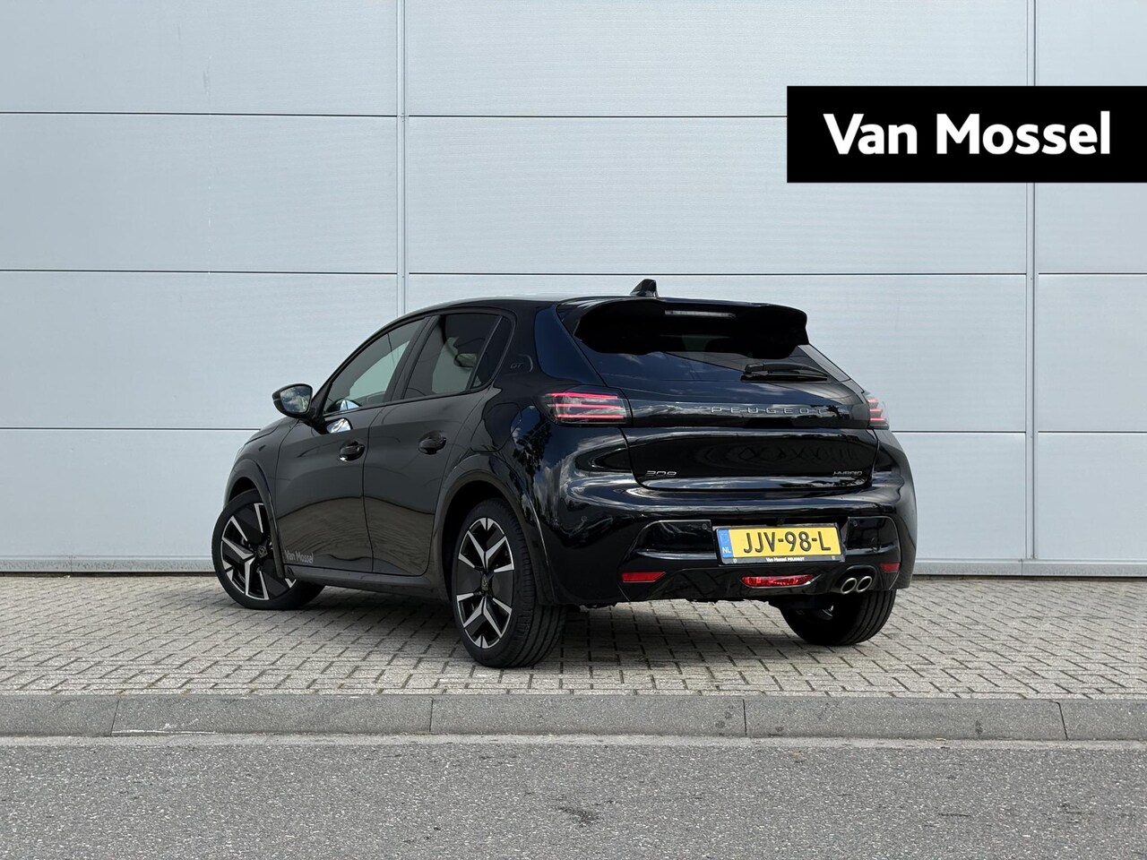 Peugeot 208 - 1.2 Hybrid 145 e-DCS6 GT | Automaat | Elektrische stoelen/stoel verwarming | 360 Camera | - AutoWereld.nl
