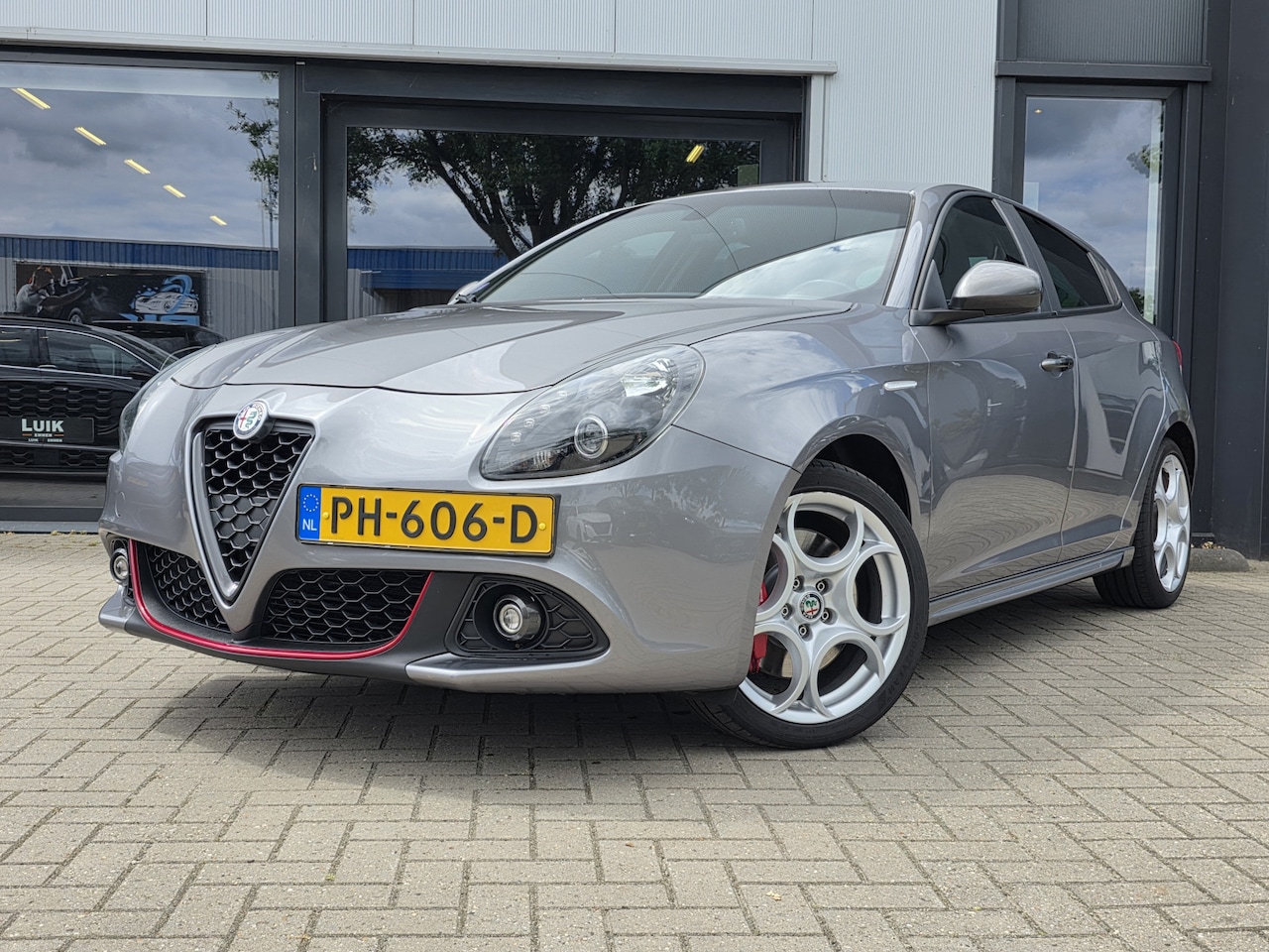 Alfa Romeo Giulietta - 1.4 Turbo MultiAir Super 1.4 Turbo MultiAir Super - AutoWereld.nl
